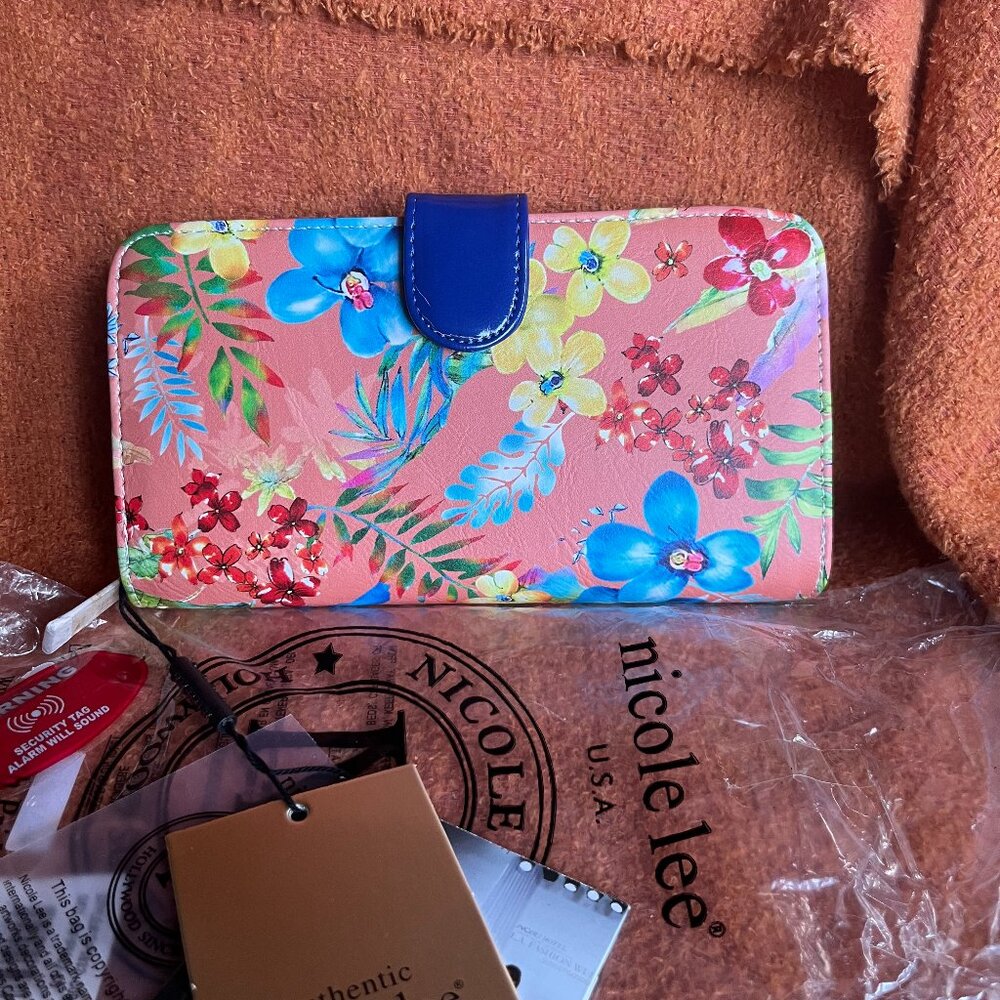 Wallets Nicole Lee